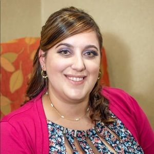 Meet your Posher, Carolyn